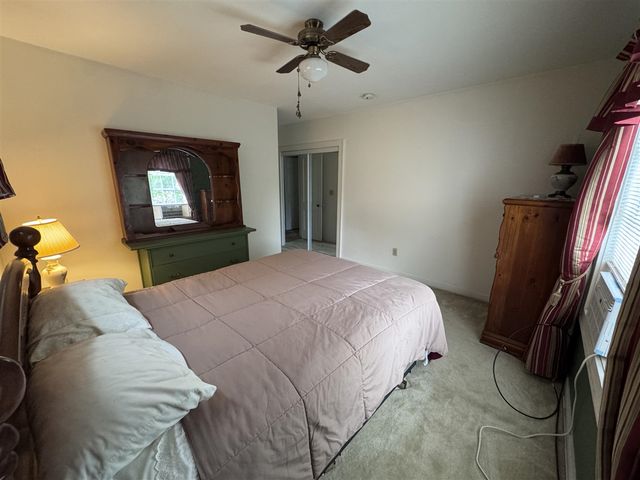833 Kenneth Street, Wyoming, MI 49509