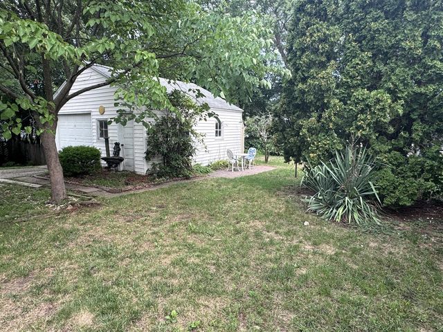 833 Kenneth Street, Wyoming, MI 49509