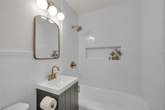 575 S Clay Street, Denver, CO 80219