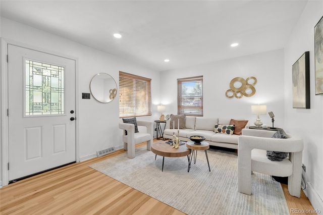 575 S Clay Street, Denver, CO 80219