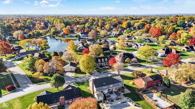 1515 Secretariat Lane, Indianapolis, IN 46217