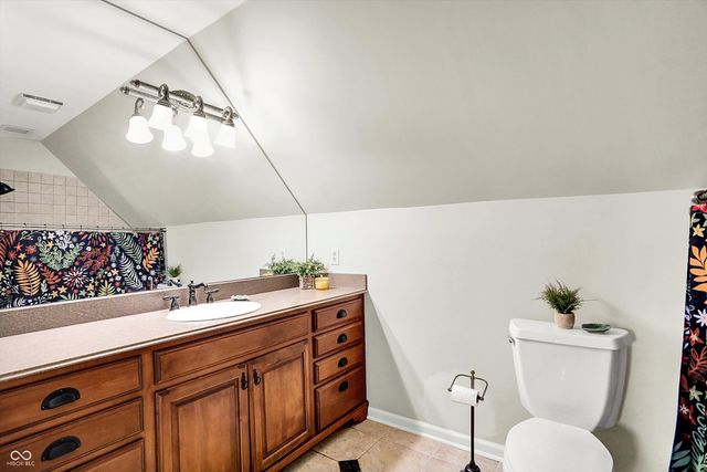 1515 Secretariat Lane, Indianapolis, IN 46217