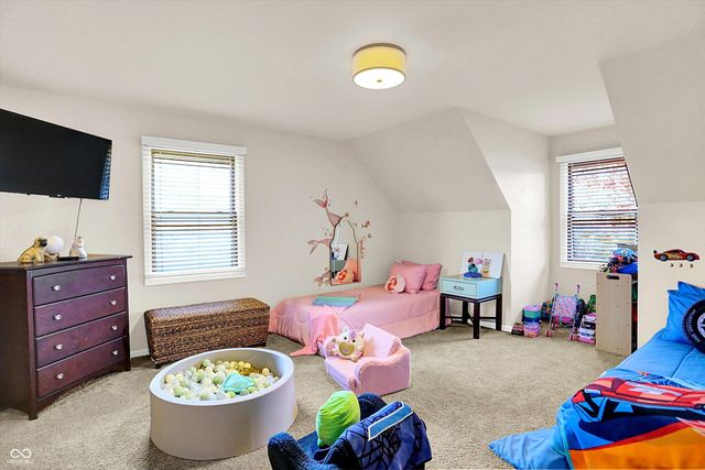 1515 Secretariat Lane, Indianapolis, IN 46217