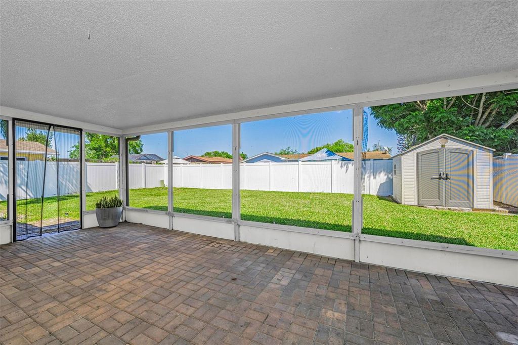 Image 24 of property listing at 1184 CHELSEA LANE, Holiday, FL 34691