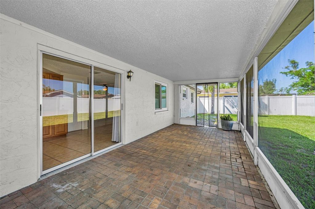 Image 26 of property listing at 1184 CHELSEA LANE, Holiday, FL 34691