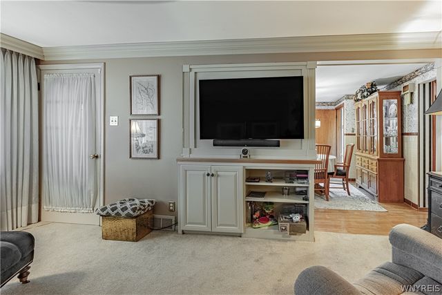 6113 Kies Avenue, Niagara Falls, NY 14304