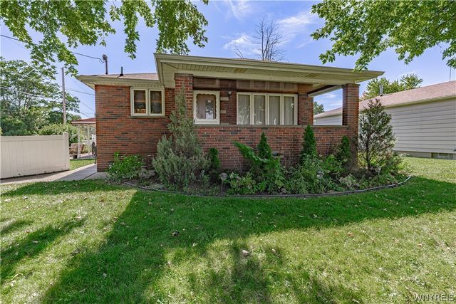 6113 Kies Avenue, Niagara Falls, NY 14304