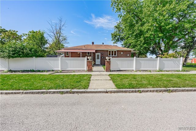 6113 Kies Avenue, Niagara Falls, NY 14304