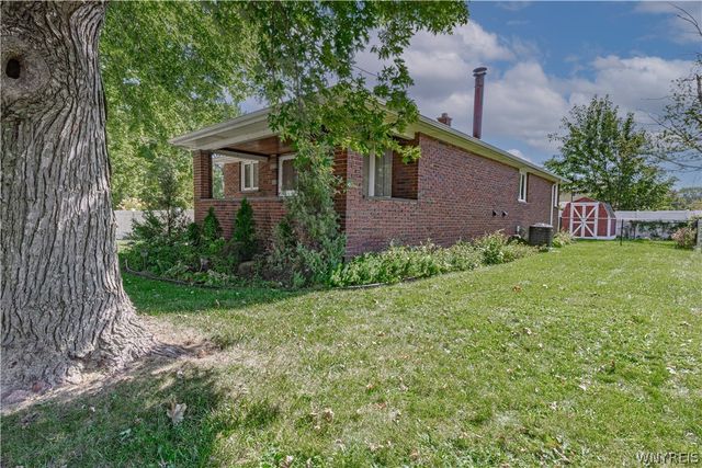 6113 Kies Avenue, Niagara Falls, NY 14304