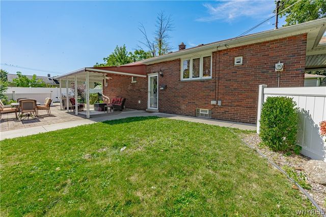6113 Kies Avenue, Niagara Falls, NY 14304