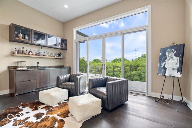 10773 Harbor Bay Drive, Fortville, IN 46040