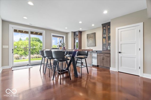 10773 Harbor Bay Drive, Fortville, IN 46040