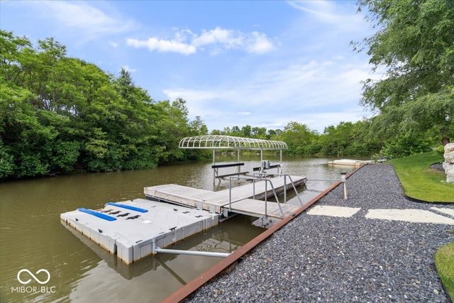 10773 Harbor Bay Drive, Fortville, IN 46040