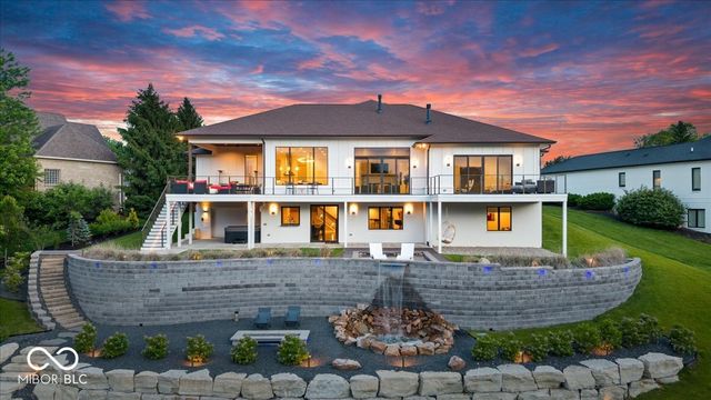 10773 Harbor Bay Drive, Fortville, IN 46040