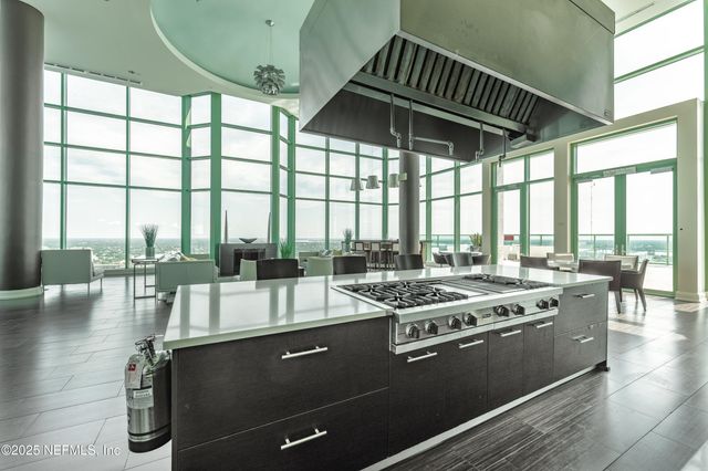 1431 RIVERPLACE Boulevard 2506, Jacksonville, FL 32207