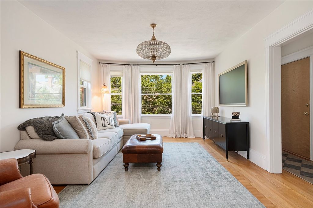 127 Irving Avenue 4, Providence, RI 02906