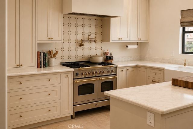 4247 7th Avenue, Los Angeles, CA 90008