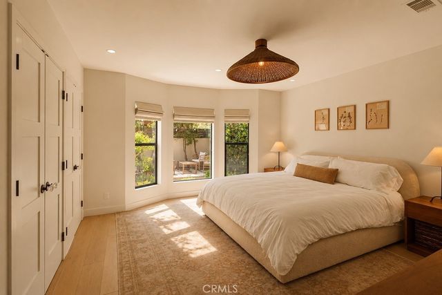 4247 7th Avenue, Los Angeles, CA 90008