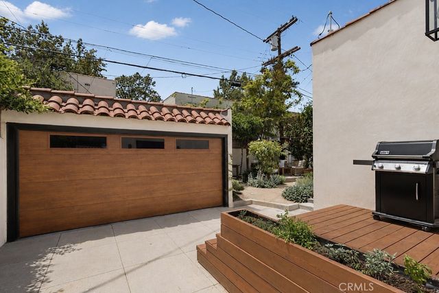 4247 7th Avenue, Los Angeles, CA 90008
