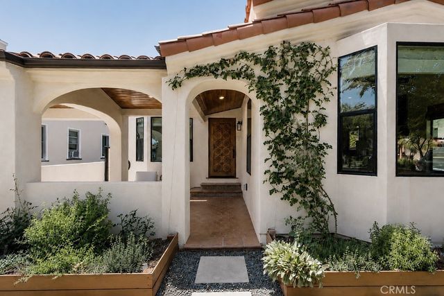 4247 7th Avenue, Los Angeles, CA 90008