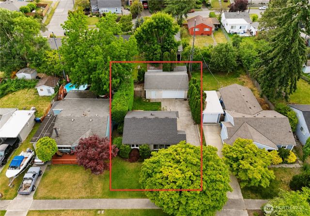 9219 30th Avenue SW, Seattle, WA 98126