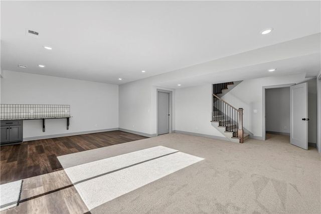 2704 NE Amanda Lane, Blue Springs, MO 64029