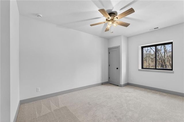 2704 NE Amanda Lane, Blue Springs, MO 64029