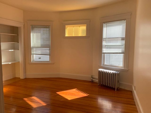 52 Percival St 3, Boston, MA 02122