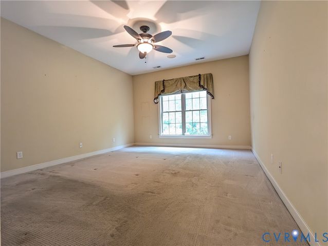 5375 Villa Green Ct, Providence Forge, VA 23140