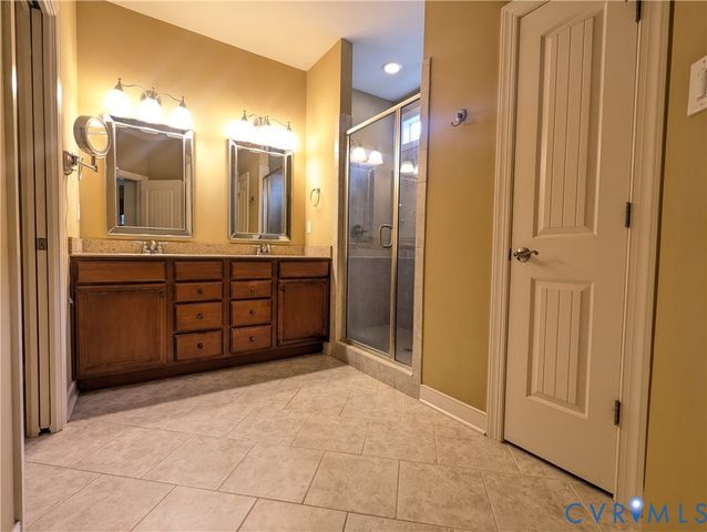 5375 Villa Green Ct, Providence Forge, VA 23140