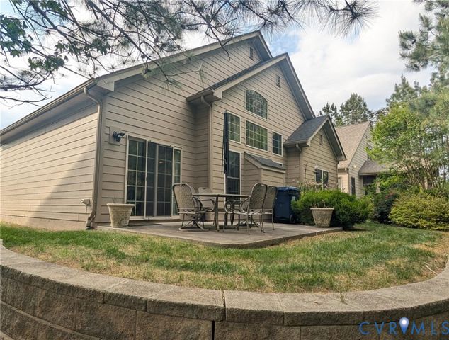 5375 Villa Green Ct, Providence Forge, VA 23140