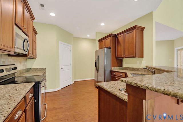 5375 Villa Green Ct, Providence Forge, VA 23140