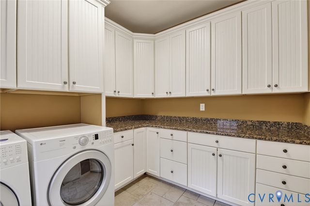5375 Villa Green Ct, Providence Forge, VA 23140