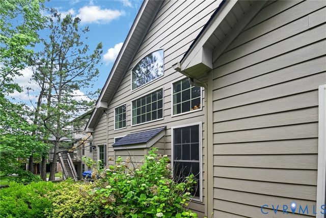 5375 Villa Green Ct, Providence Forge, VA 23140