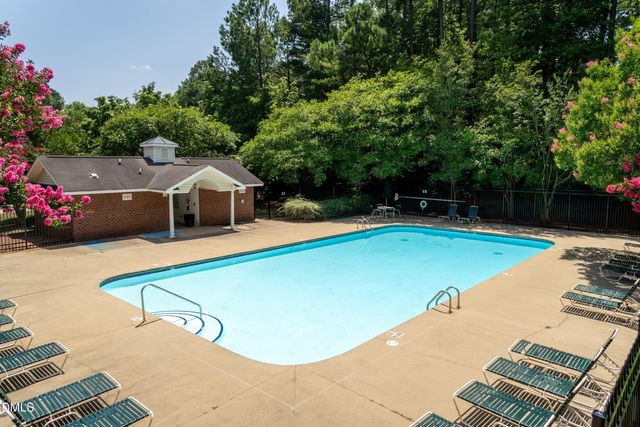 2900 Trailwood Pines Lane 301, Raleigh, NC 27603