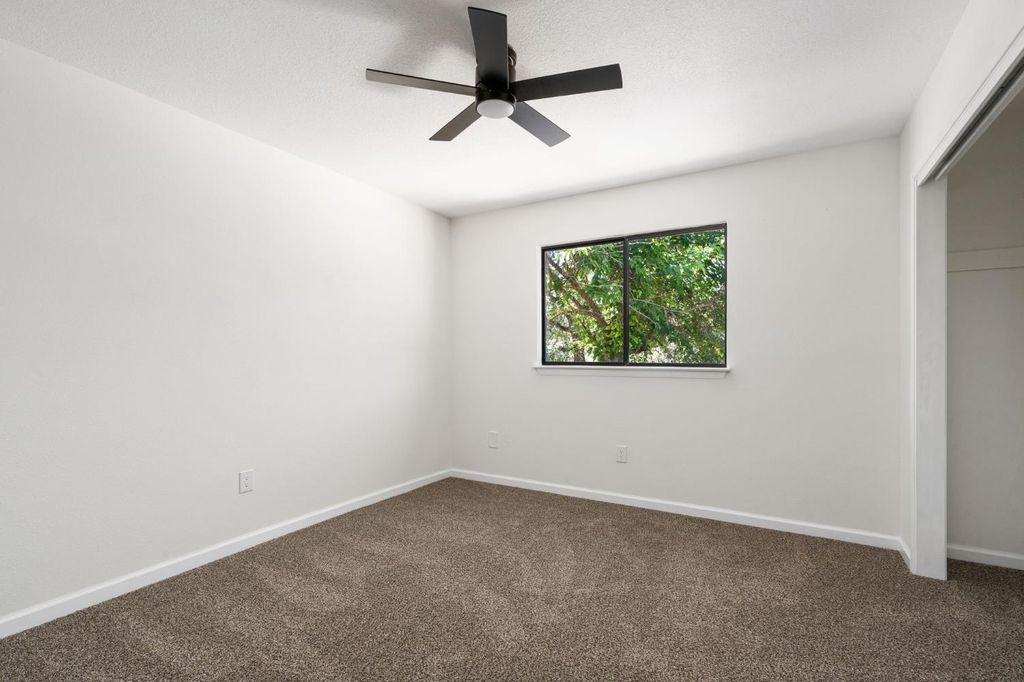 Image 30 of property listing at 32157 Navajo, Coarsegold, CA 93614