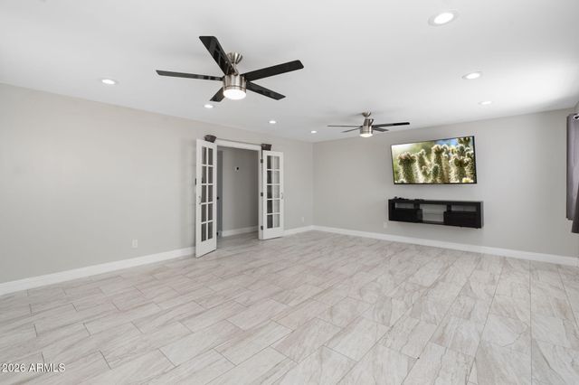 5403 E FARMDALE Avenue, Mesa, AZ 85206