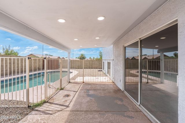 5403 E FARMDALE Avenue, Mesa, AZ 85206
