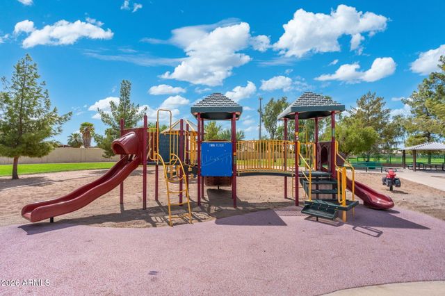 5403 E FARMDALE Avenue, Mesa, AZ 85206