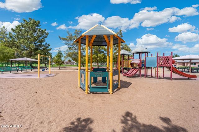 5403 E FARMDALE Avenue, Mesa, AZ 85206