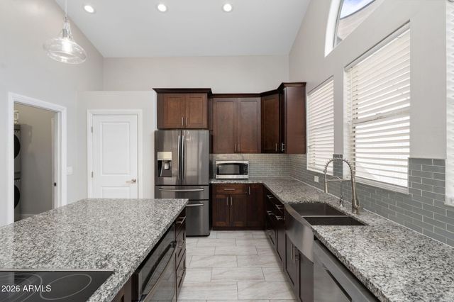 5403 E FARMDALE Avenue, Mesa, AZ 85206