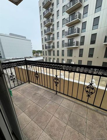 70-50 45TH Avenue 3FL, Woodside, NY 11377