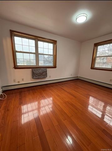 70-50 45TH Avenue 3FL, Woodside, NY 11377