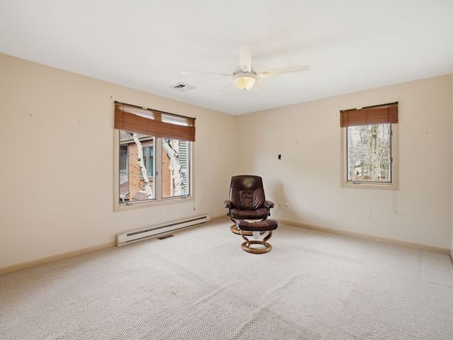 770 Salisbury St 424, Worcester, MA 01609