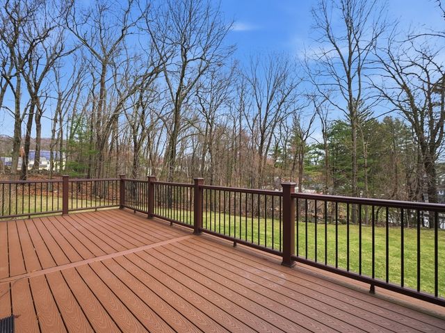 770 Salisbury St 424, Worcester, MA 01609