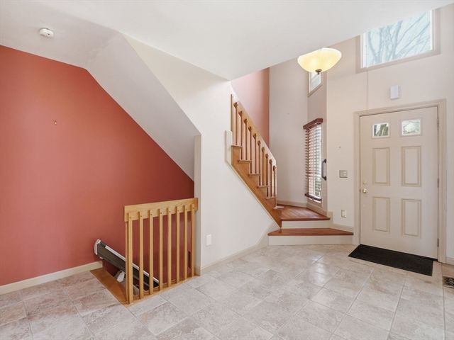 770 Salisbury St 424, Worcester, MA 01609