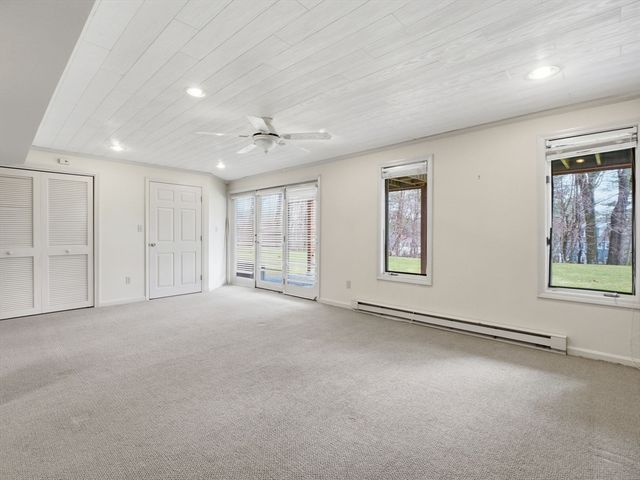 770 Salisbury St 424, Worcester, MA 01609