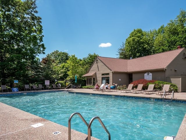 770 Salisbury St 424, Worcester, MA 01609