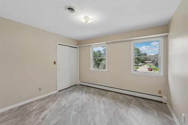2310 Stanton Avenue, Des Moines, IA 50321