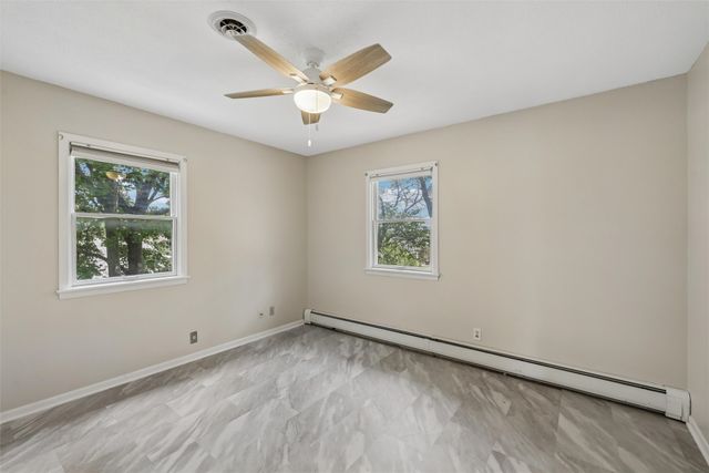 2310 Stanton Avenue, Des Moines, IA 50321